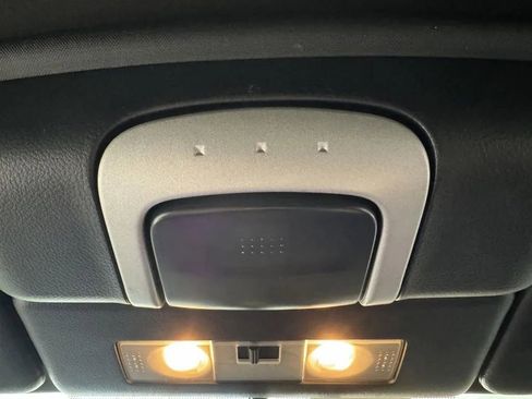 Used 2005 Nissan 350Z Touring image 18