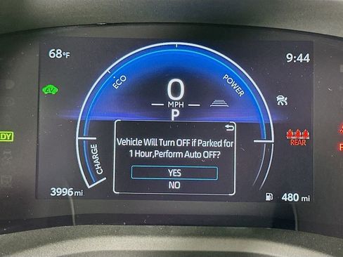 Certified 2026 Toyota Camry SE w/ Convenience Package FWD image 12