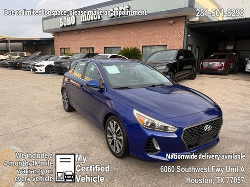 Used 2019 Hyundai Elantra GT FWD image 1