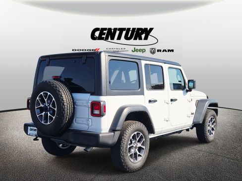 Used 2024 Jeep Wrangler Sport S image 4