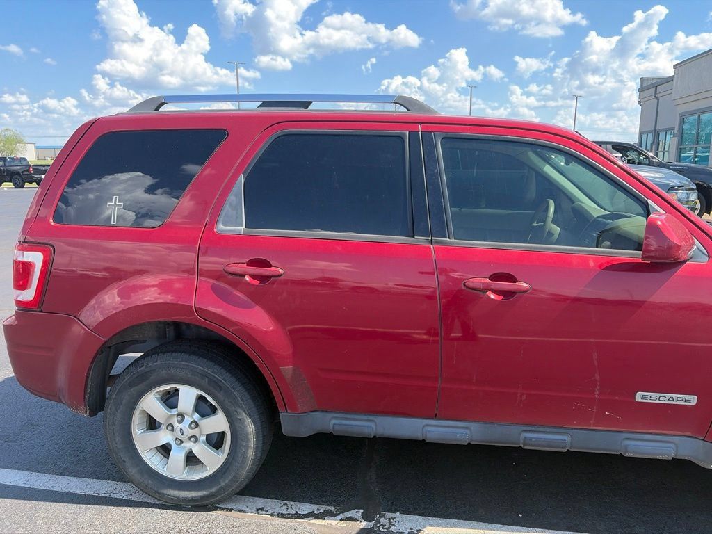 Used 2008 Ford Escape Limited AWD/4WD image 2