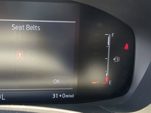 Used 2024 Ford Escape SE image 29