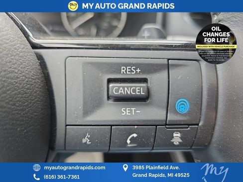 Used 2023 Nissan Rogue SL AWD/4WD image 15