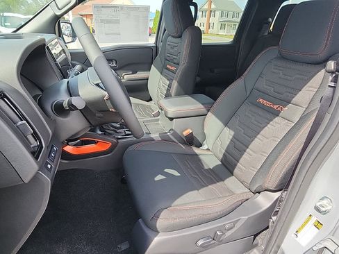 New 2025 Nissan Frontier PRO-4X AWD/4WD image 10