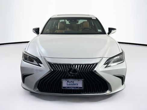 Used 2019 Lexus ES 350 w/ Premium Package FWD image 2