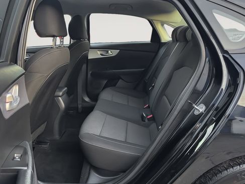 Used 2024 Kia Forte LXS image 14