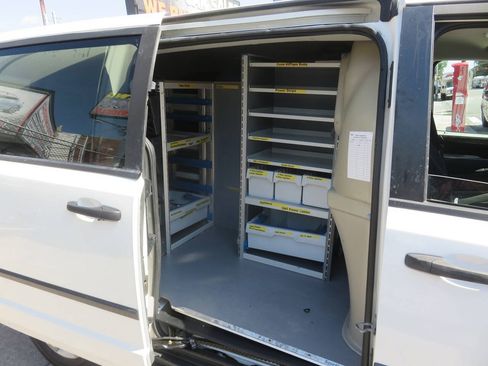 Used 2013 RAM C/V Tradesman FWD image 10