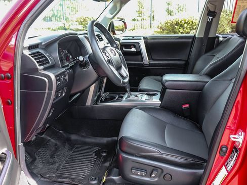 Certified 2021 Toyota 4Runner SR5 Premium w/ Moonroof Package RWD image 22