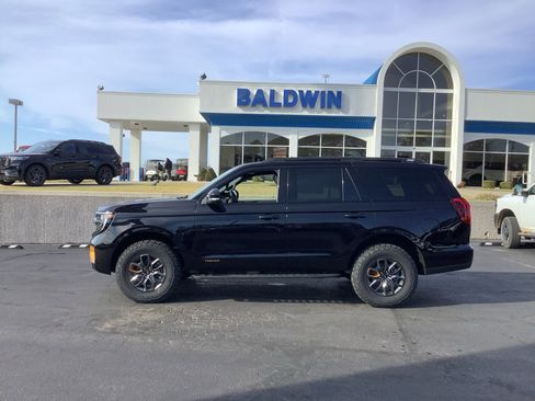 New 2025 Ford Expedition Tremor image 4