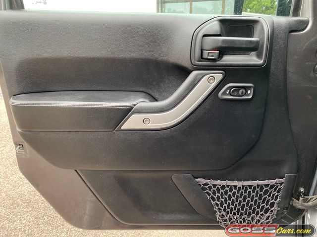Used 2016 Jeep Wrangler Unlimited Rubicon AWD/4WD image 20