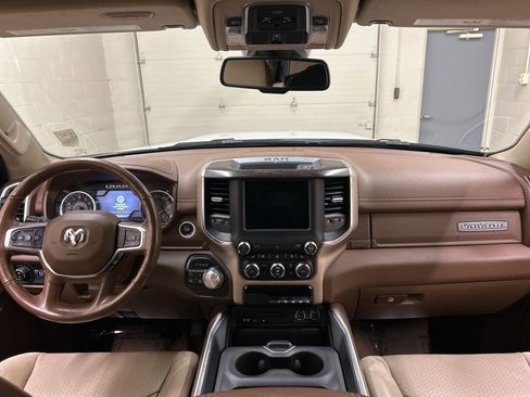 Used 2019 RAM 1500 Laramie image 17