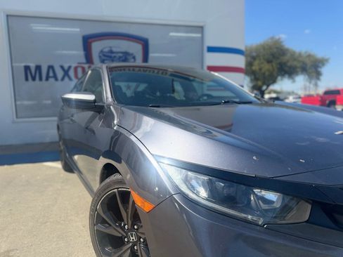 Used 2020 Honda Civic Sport image 17