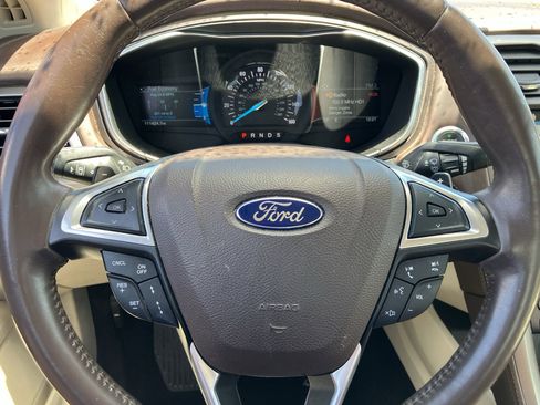 Used 2017 Ford Fusion Platinum FWD image 15