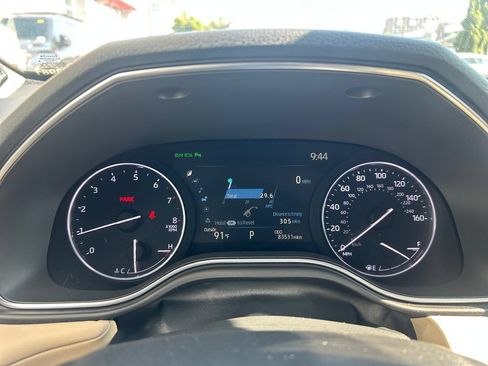Certified 2020 Toyota Avalon Limited w/ Advanced Safety Package FWD image 18