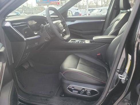 Used 2024 Jeep Wagoneer Launch Edition AWD/4WD image 23