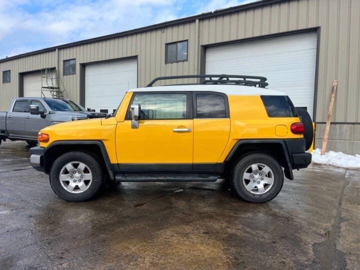 Used 2007 Toyota FJ Cruiser 4WD image 7