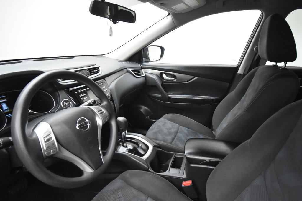 Used 2015 Nissan Rogue SV AWD/4WD image 8
