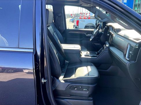 Used 2024 GMC Sierra 2500 Denali w/ Denali Reserve Package image 7