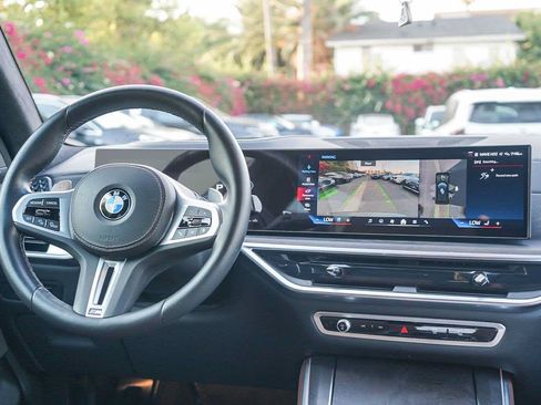 Used 2025 BMW X5 M60i w/ Executive Package AWD/4WD image 11