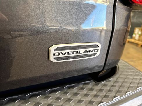 Used 2021 Jeep Gladiator Overland w/ Popular Equipment Package AWD/4WD image 11