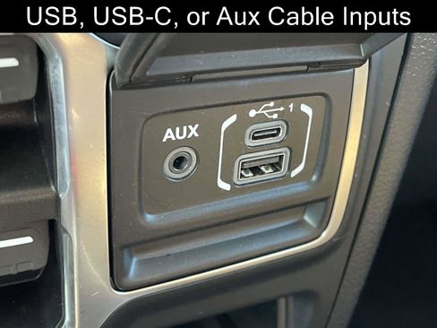 Used 2021 Jeep Wrangler Unlimited Sahara w/ Cold Weather Group image 7