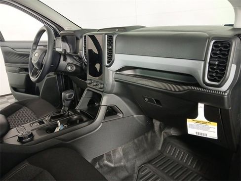 Used 2024 Ford Ranger XL w/ Trailer Tow Package image 17