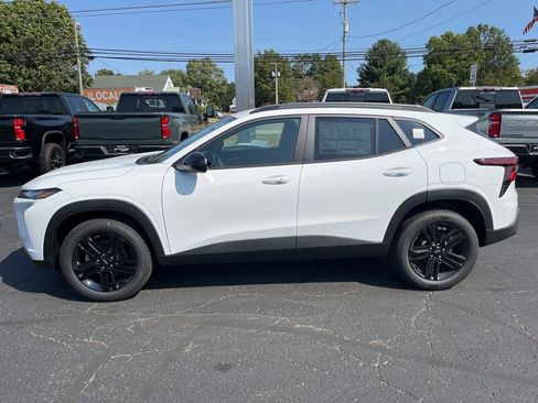 New 2026 Chevrolet Trax ACTIV w/ Driver Confidence Package FWD image 2