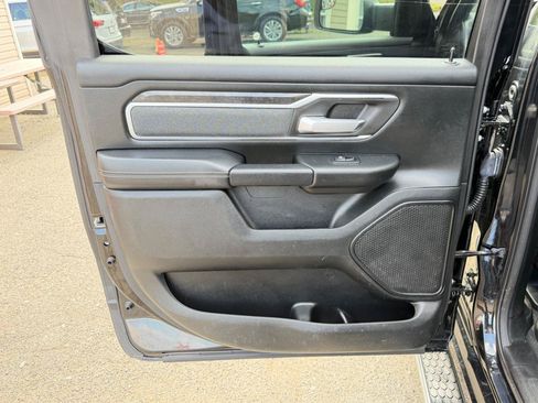 Used 2019 RAM 1500 Big Horn AWD/4WD image 34