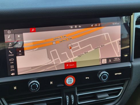 Certified 2023 Porsche Macan S image 19