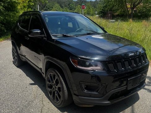 Used 2021 Jeep Compass Limited w/ Sun and Sound Group AWD/4WD image 4