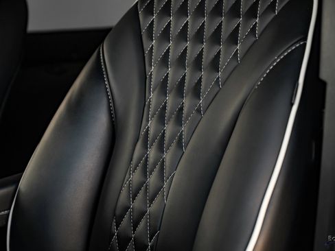 Used 2023 Mercedes-Benz Sprinter 3500 w/ Parking Package image 40