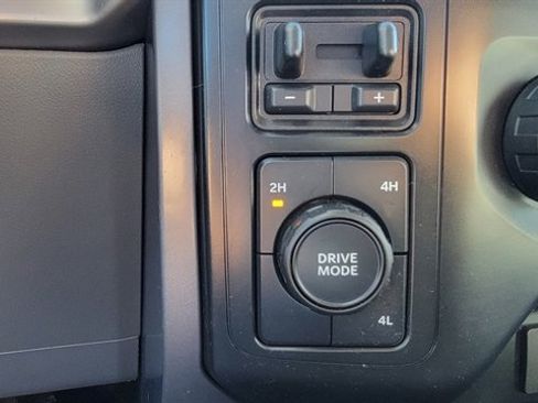 Used 2023 Ford F150 XLT w/ Trailer Tow Package image 36