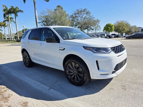 Certified 2025 Land Rover Discovery Sport S image 26