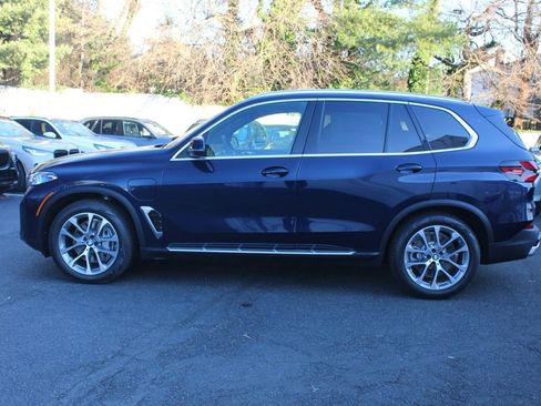 New 2026 BMW X5 xDrive50e w/ Premium Package image 4