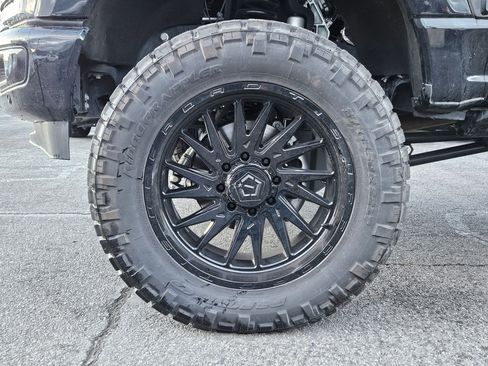 Used 2024 Ford F350 Platinum image 13