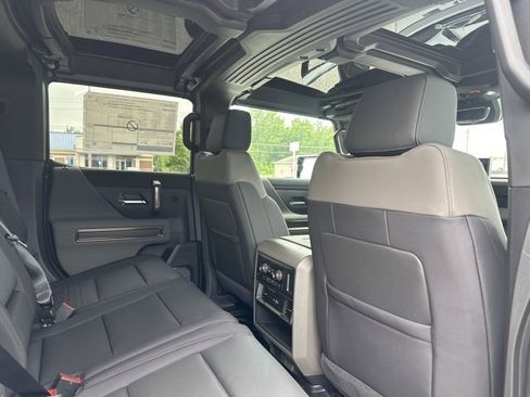 New 2025 GMC Hummer EV 2X image 14