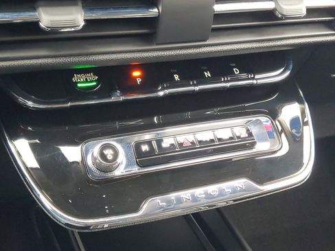 Certified 2023 Lincoln Corsair Standard w/ Towing Package image 18