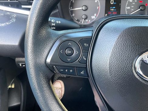 Used 2023 Toyota Corolla LE w/ Carpet Mat Package (TMS) FWD image 21