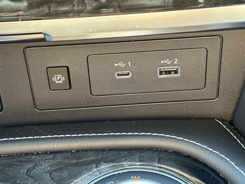 Used 2024 INFINITI QX80 Sensory image 36