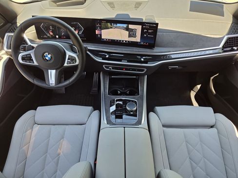 Used 2025 BMW X5 sDrive40i w/ M Sport Package RWD image 34