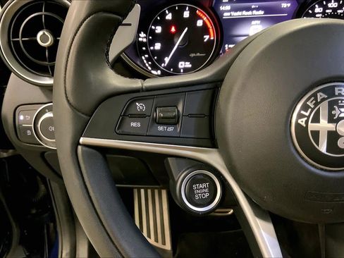 Used 2019 Alfa Romeo Giulia Ti Sport w/ Quick Order Package 22U Sport image 22