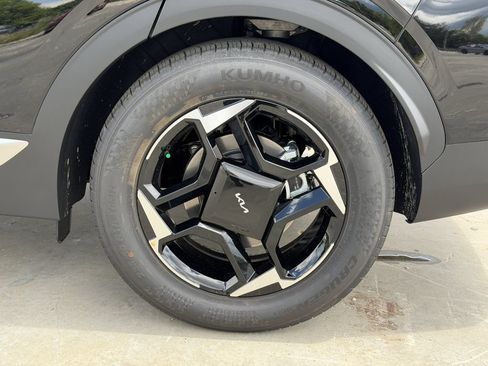 New 2027 Kia Sportage EX FWD image 12