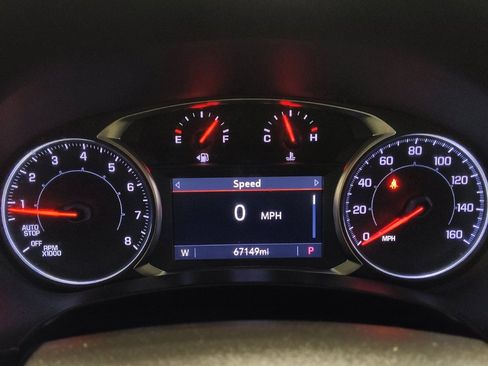 Used 2023 GMC Terrain SLT image 23