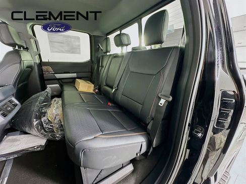 New 2026 Ford F250 4x4 Crew Cab Super Duty image 30