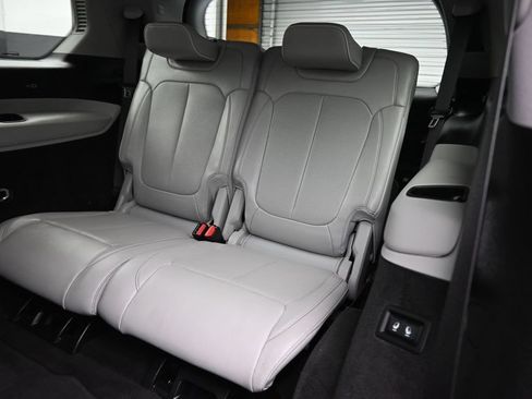Used 2021 Jeep Grand Cherokee L Overland w/ MOPAR Finishing Package AWD/4WD image 43