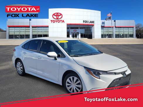 Used 2022 Toyota Corolla LE image 1