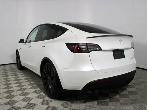 Used 2020 Tesla Model Y Performance image 28