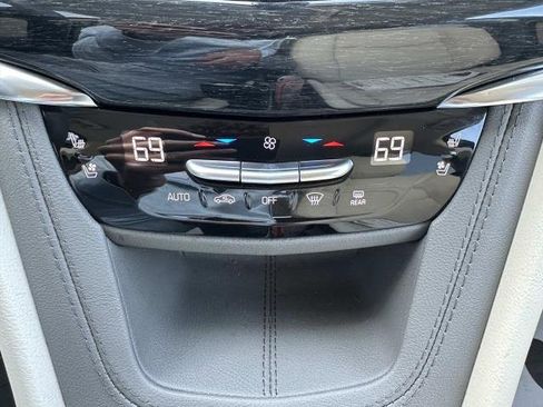 Certified 2023 Cadillac XT6 Premium Luxury image 84