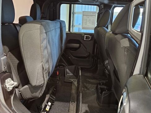 Used 2020 Jeep Gladiator Sport w/ Quick Order Package 24S image 36