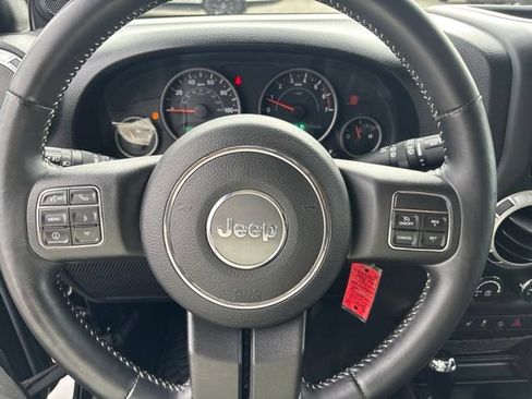 Used 2012 Jeep Wrangler Rubicon w/ Trailer Tow Group AWD/4WD image 13